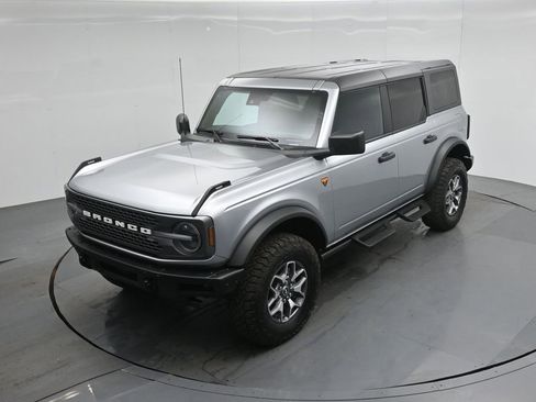 Certified 2024 Ford Bronco Badlands image 35