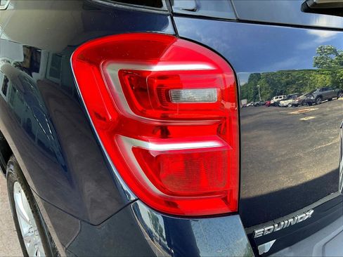 Used 2017 Chevrolet Equinox LT FWD image 23