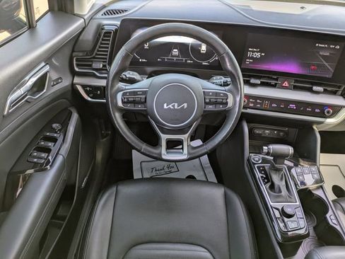 Used 2023 Kia Sportage SX image 13