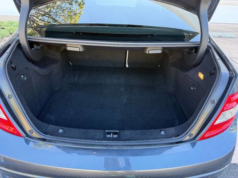 Used 2010 Mercedes-Benz C 63 AMG Sedan image 17