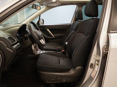 Used 2018 Subaru Forester 2.5i Premium image 6