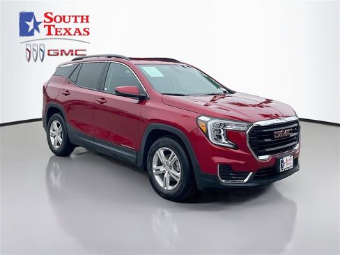 Used 2024 GMC Terrain SLE w/ Driver Convenience Package image 1