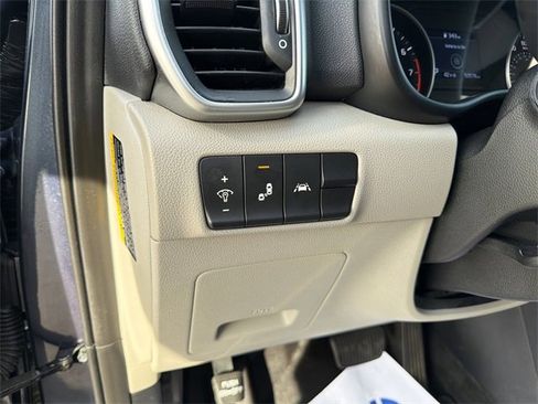 Used 2022 Kia Sportage LX w/ LX FWD Value Edition Package image 16
