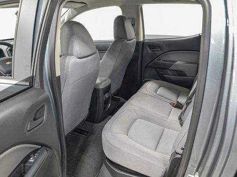 Used 2019 Chevrolet Colorado W/T w/ WT Convenience Package AWD/4WD image 6