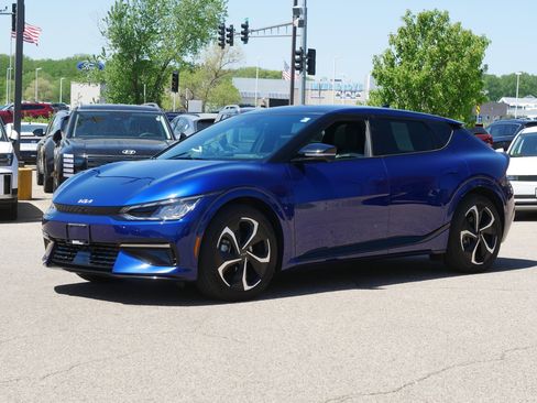 Used 2024 Kia EV6 GT-Line AWD/4WD image 2
