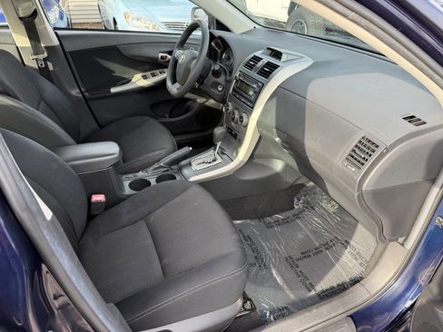 Used 2012 Toyota Corolla S image 9