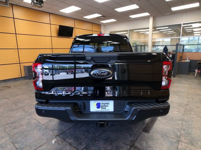 New 2026 Ford Ranger Lariat w/ Black Appearance Package AWD/4WD image 6