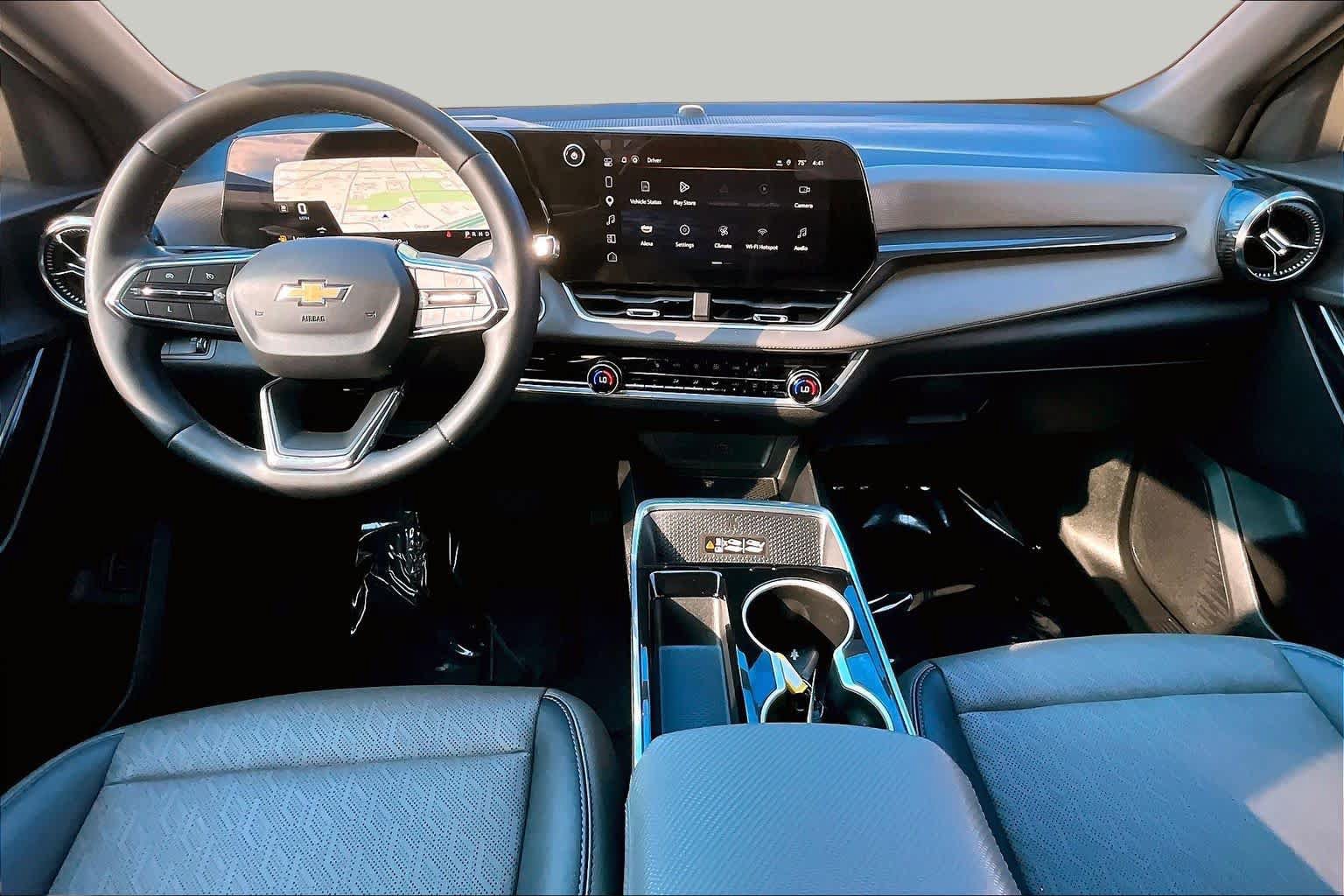 Used 2025 Chevrolet Equinox LT w/ Convenience Package II FWD image 15