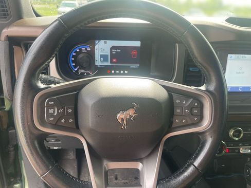 Used 2022 Ford Bronco Outer Banks AWD/4WD image 18