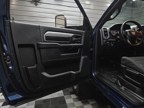 Used 2021 RAM 5500 Tradesman RWD image 34