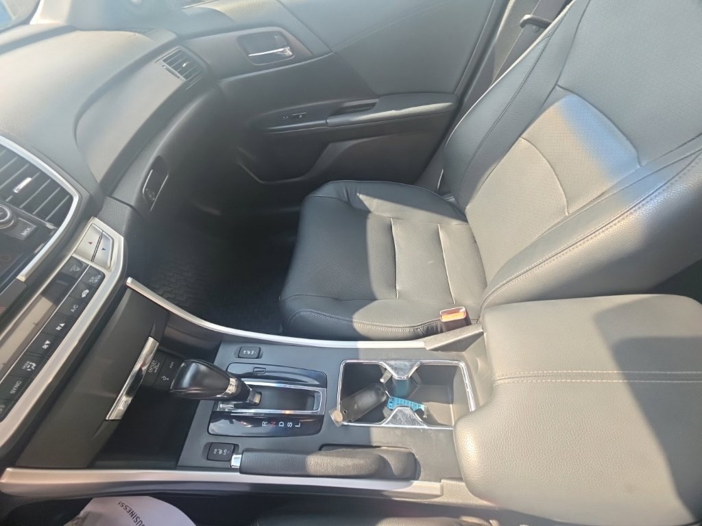 Used 2013 Honda Accord EX-L image 22