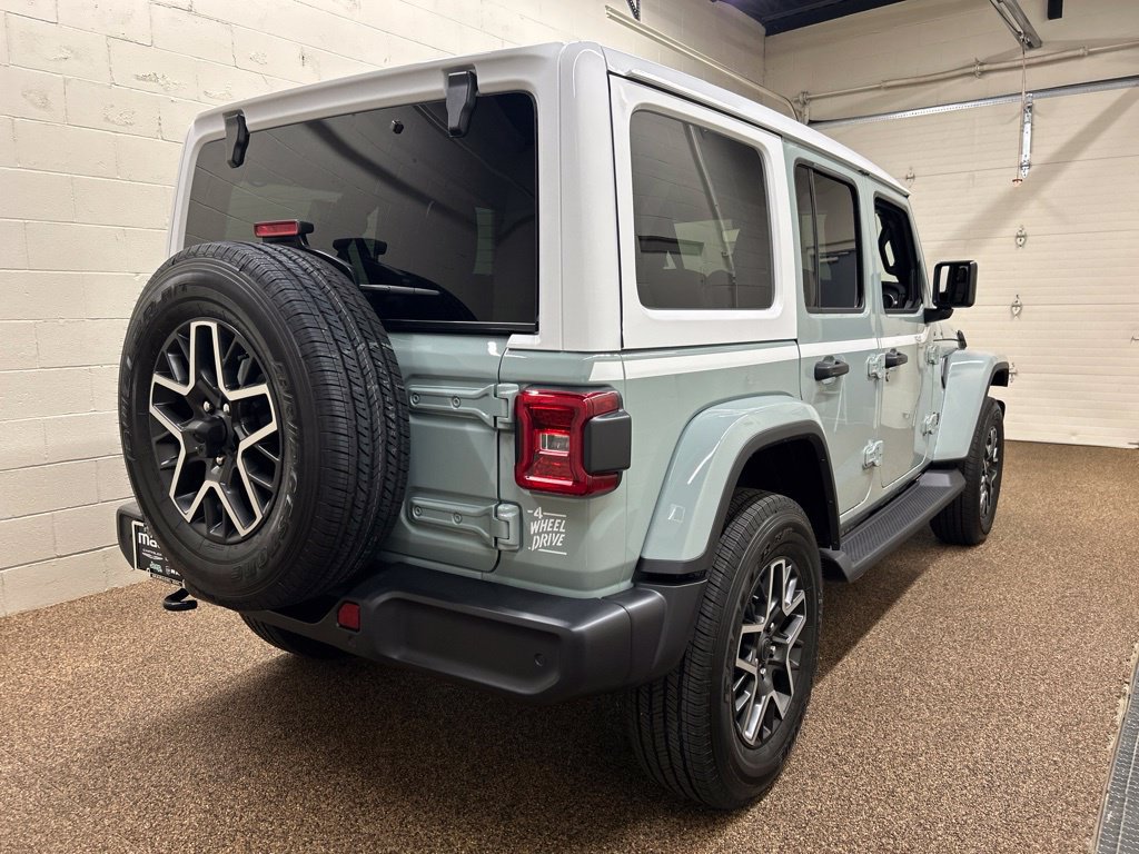 New 2027 Jeep Wrangler Unlimited Sahara AWD/4WD image 2
