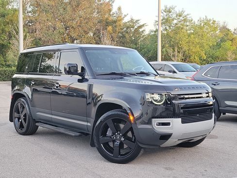 Used 2020 Land Rover Defender 110 HSE image 38