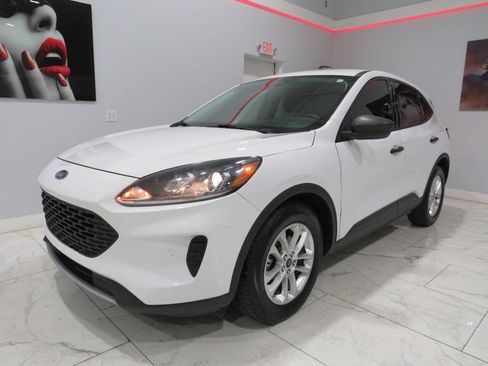 Used 2022 Ford Escape S FWD image 8