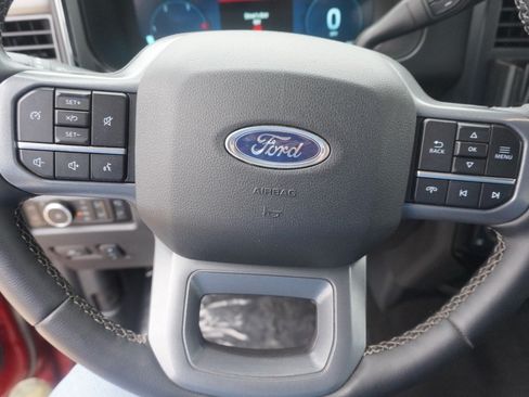 Used 2025 Ford F250 Lariat AWD/4WD image 15