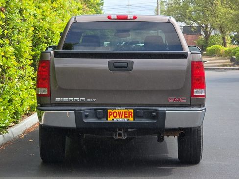 Used 2007 GMC Sierra 1500 SLT w/ Entertainment Package AWD/4WD image 5