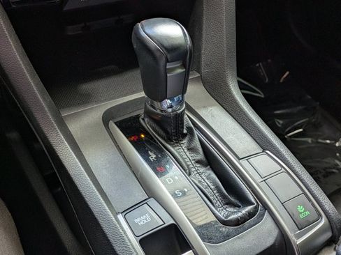 Used 2021 Honda Civic Sport image 12