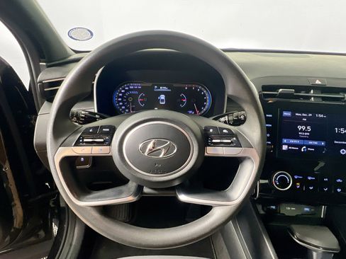 Used 2022 Hyundai Santa Cruz SEL image 17