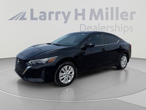 Used 2024 Nissan Sentra S FWD image 1