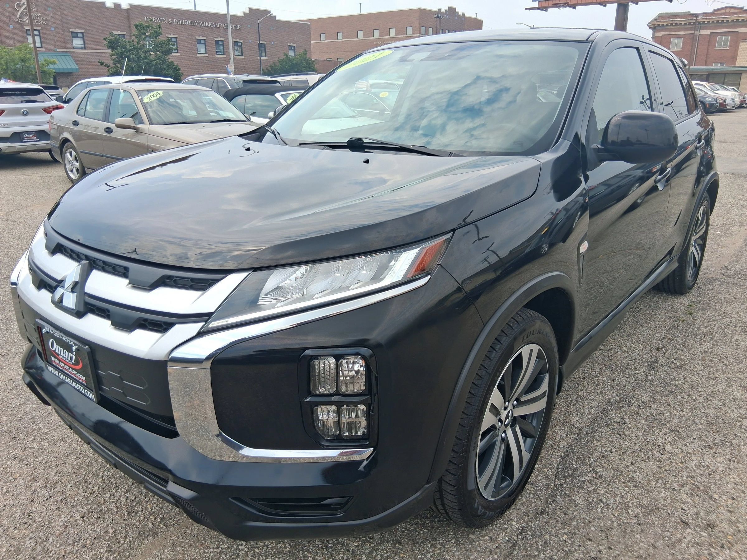 Used 2021 Mitsubishi Outlander Sport LE AWD/4WD image 2