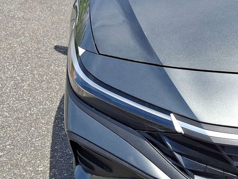 New 2026 Hyundai Elantra SE FWD image 6