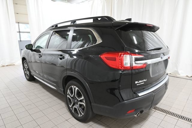 Used 2025 Subaru Ascent Limited AWD/4WD image 12