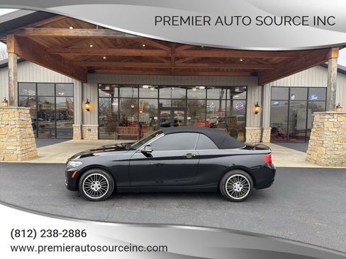 Used 2020 BMW 230i xDrive Convertible image 1