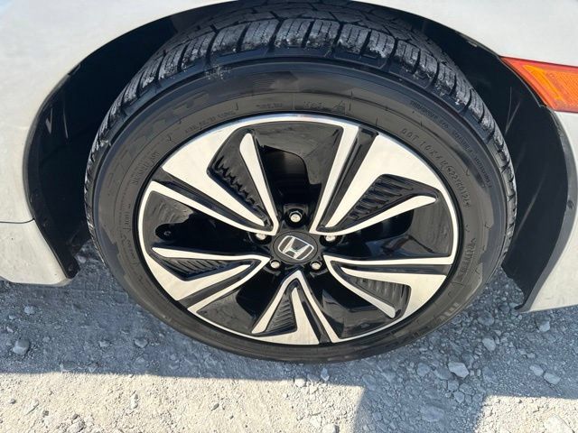Used 2018 Honda Civic EX-L image 21