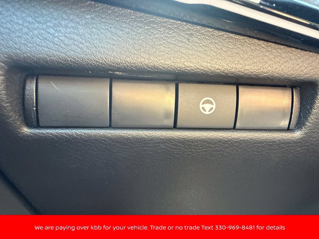 Certified 2025 Nissan Kicks SR AWD/4WD image 16