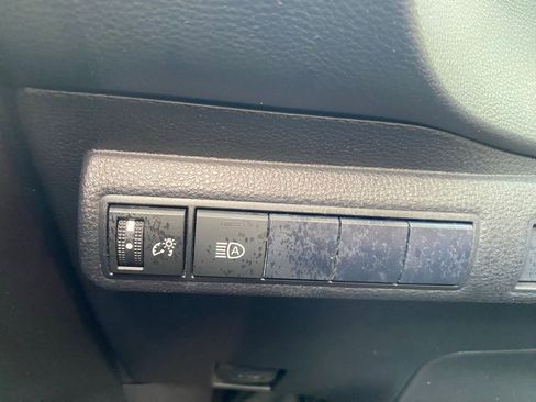 Used 2021 Toyota Corolla LE image 26