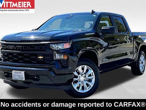 Certified 2025 Chevrolet Silverado 1500 Custom AWD/4WD image 1