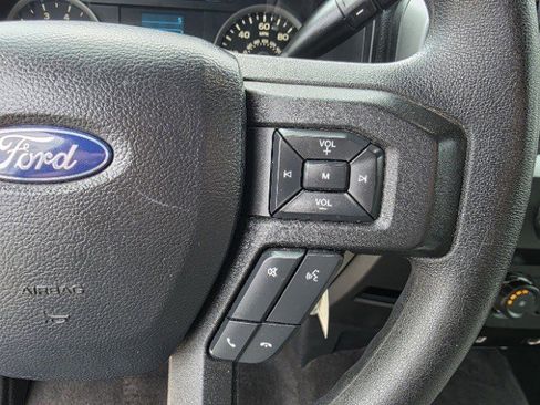 Used 2019 Ford F150 XLT image 38