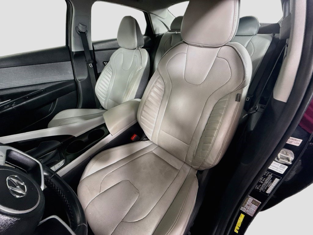 Used 2021 Hyundai Elantra Limited FWD image 21