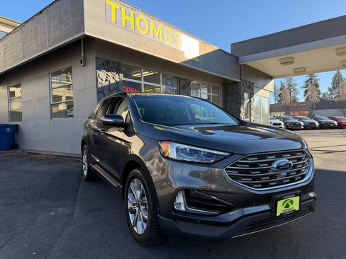 Used 2019 Ford Edge Titanium w/ Equipment Group 301A image 7
