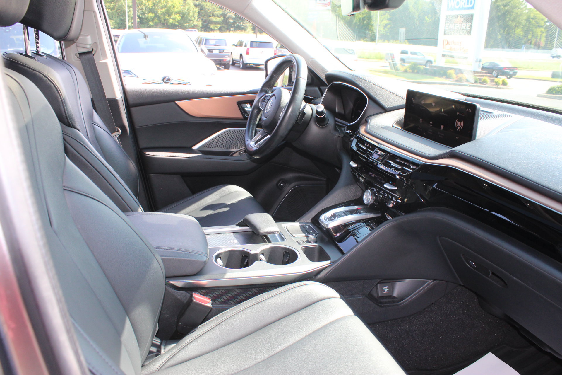 Used 2022 Acura MDX FWD image 37