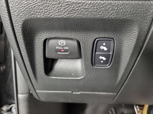 Used 2024 RAM 1500 TRX AWD/4WD image 30