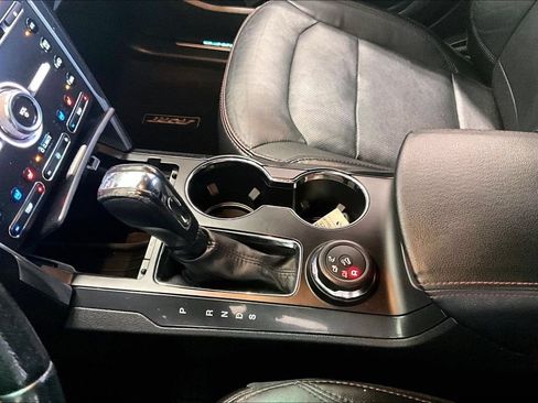 Used 2018 Ford Explorer Sport AWD/4WD image 18