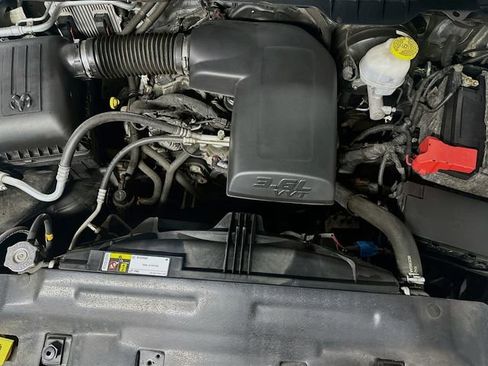 Used 2019 RAM 1500 Classic Warlock image 29