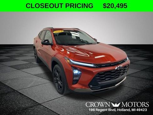 Certified 2024 Chevrolet Trax ACTIV w/ Sunroof Package image 1