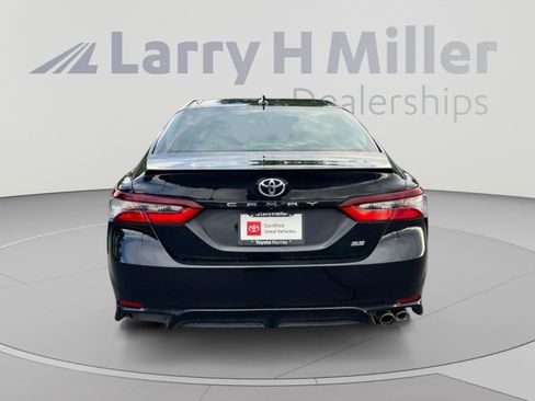 Used 2024 Toyota Camry SE FWD image 4