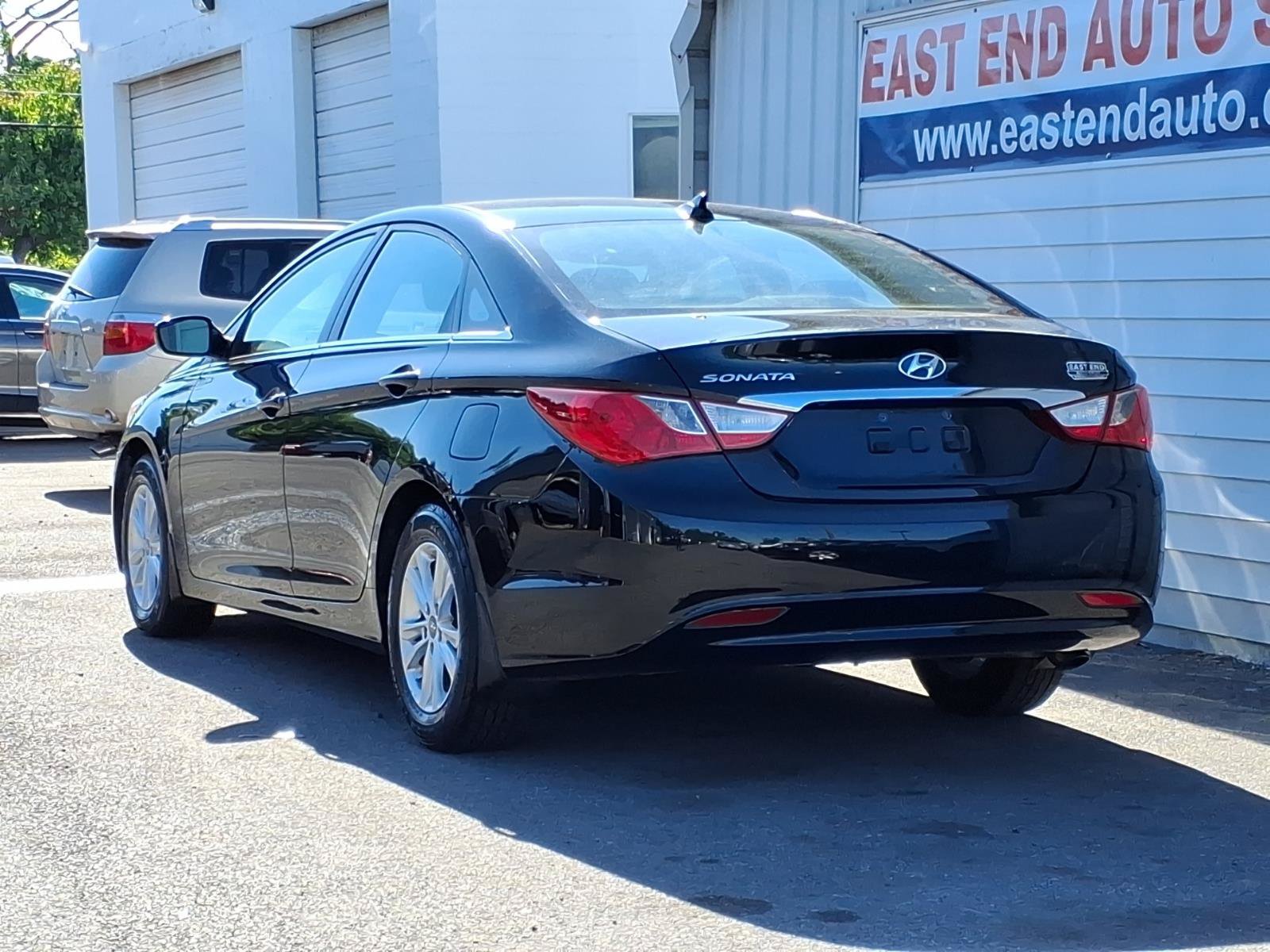 Used 2013 Hyundai Sonata GLS w/ Popular Equipment Pkg FWD image 3