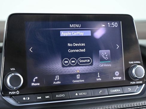 Used 2022 Nissan Rogue SV w/ SV Premium Package image 16