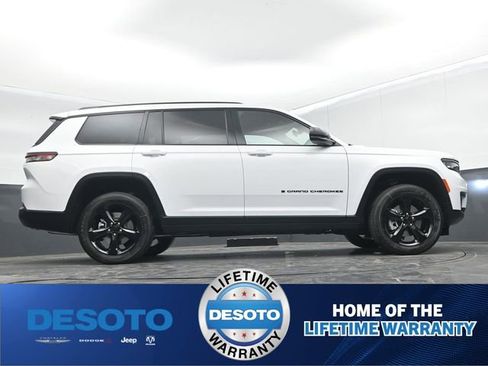 New 2025 Jeep Grand Cherokee L Altitude image 47