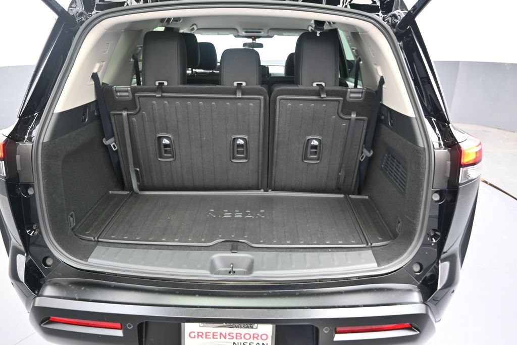 New 2026 Nissan Pathfinder SV w/ Cargo Package AWD/4WD image 13