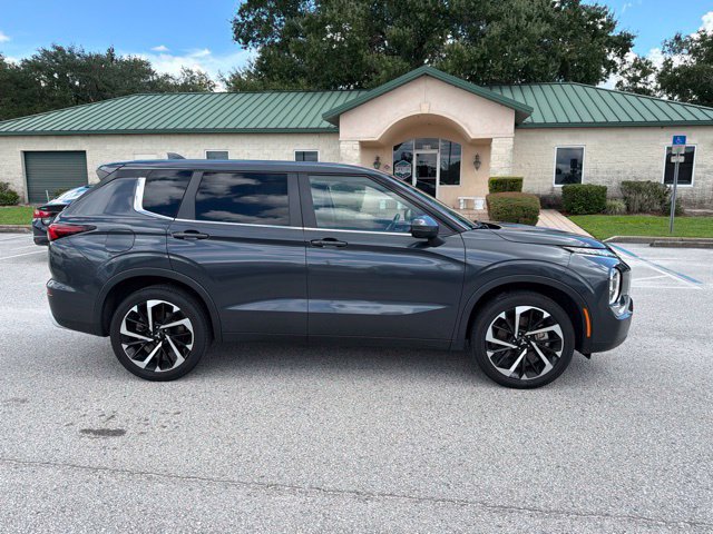 Used 2024 Mitsubishi Outlander SE FWD image 6