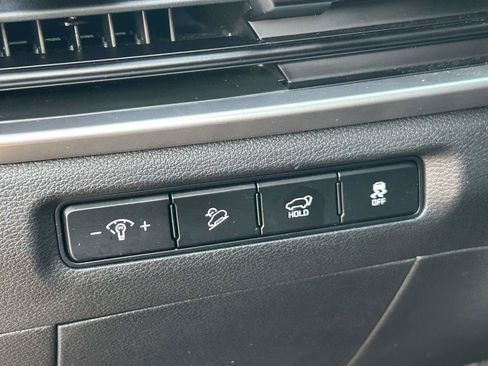 Used 2025 Kia Telluride S FWD image 18