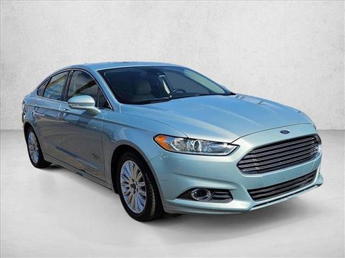 Used 2013 Ford Fusion Energi SE w/ Driver Assist Pkg image 3