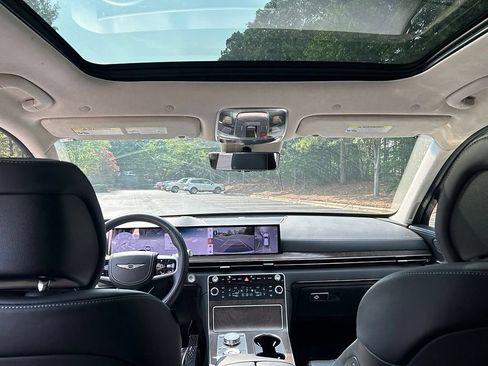 Certified 2026 Genesis GV80 3.5T Prestige AWD/4WD image 23