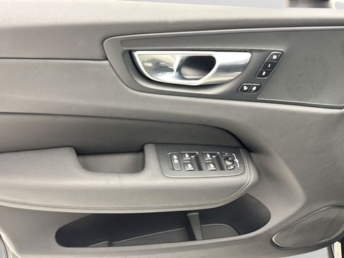 Used 2026 Volvo XC60 B5 Plus AWD/4WD image 12