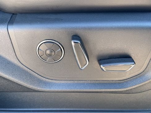 Used 2021 Ford F250 Platinum image 18